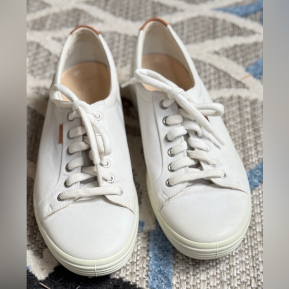 Ecco Soft 7 Leather Sneakers for Women, White, Size 40 Eu/9 US. PLUS Dust Bag!